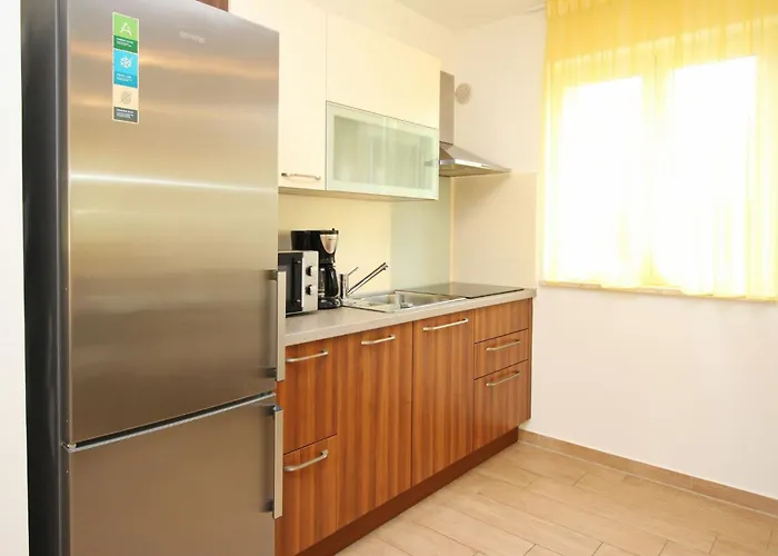 Апартаменты In Mit Eigener Terrasse By Interhome Башка