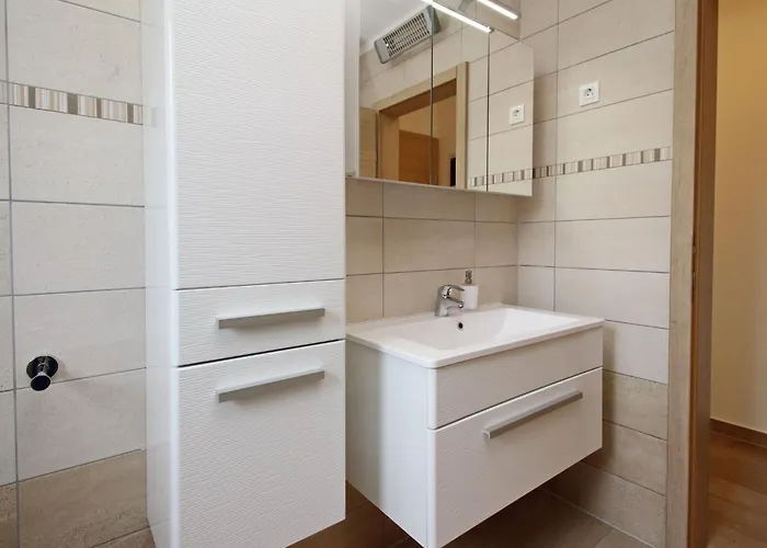 דירה In Mit Eigener Terrasse By Interhome *