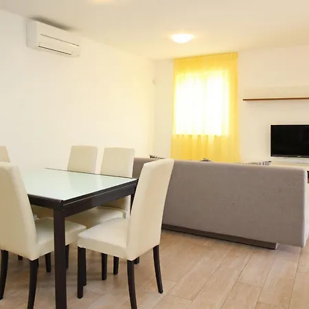 Apartment In Mit Eigener Terrasse By Interhome